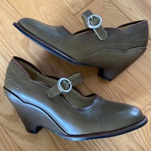 John Fluevog Pin-Ups Miss July US6